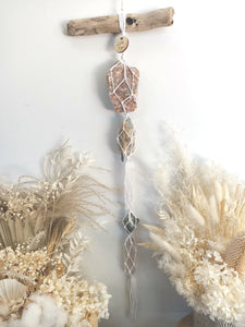 Sunstone - Kyanite - Selenite - Iolite - Clear Quarts Generator