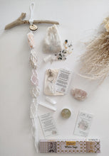 Load image into Gallery viewer, Mother&#39;s Day Crystal Love Gift Pack
