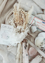 Load image into Gallery viewer, Mother&#39;s Day Gift Box
